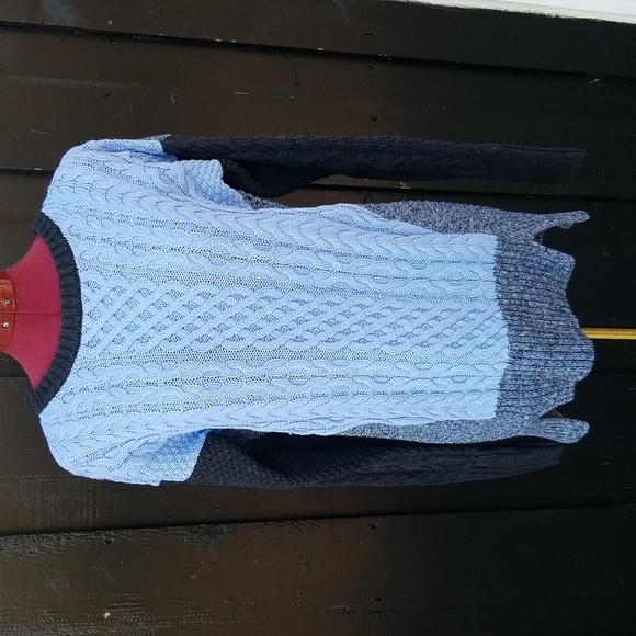 Cable Knit Pullover Sweater - Picture 8 of 16